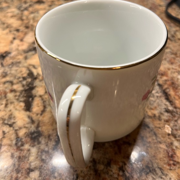 Grandmother mug - Lefton Porcelain - white with pink flowers and gold trim - Picture 10 of 10